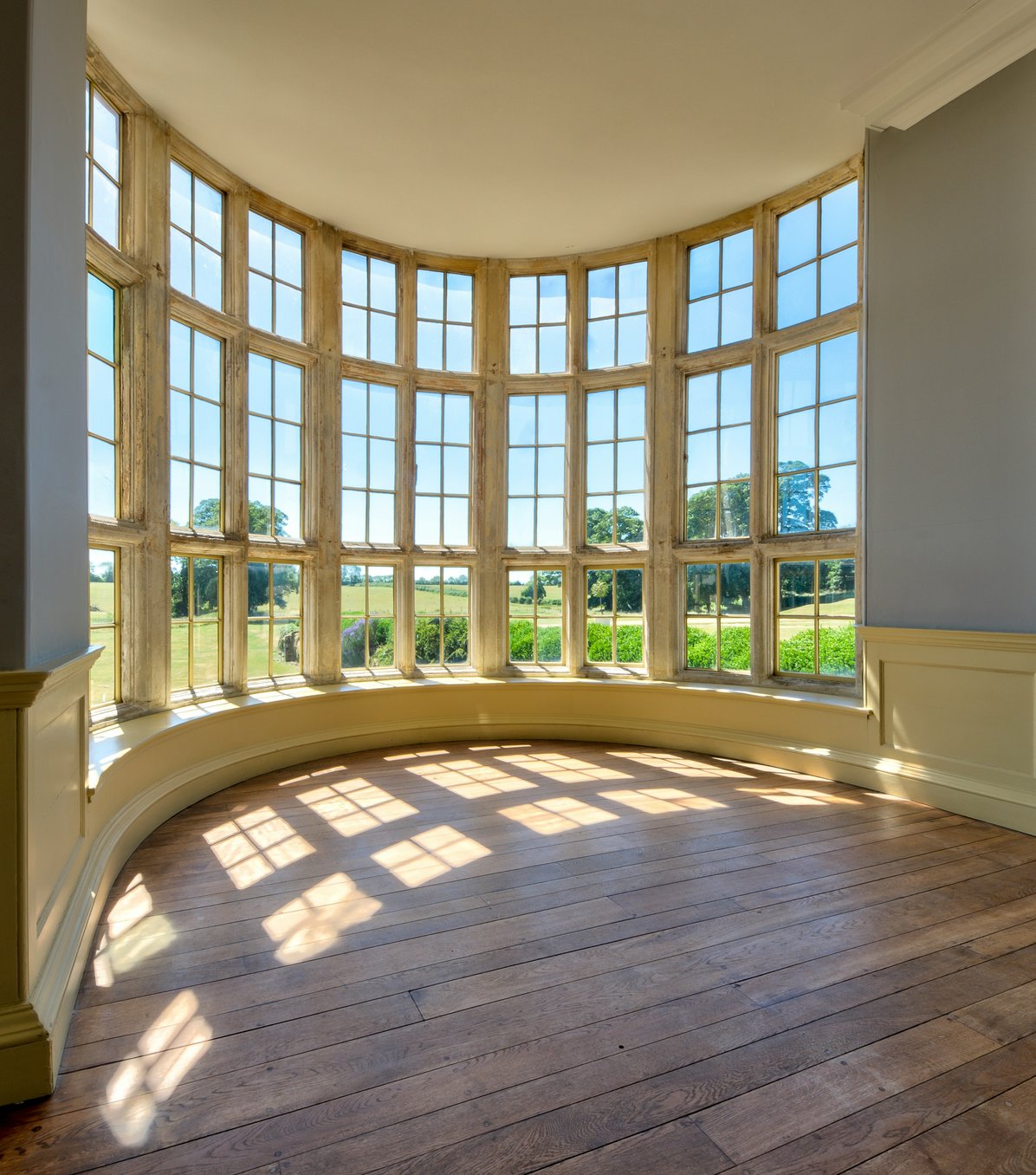 Bow window installation in North Jersey